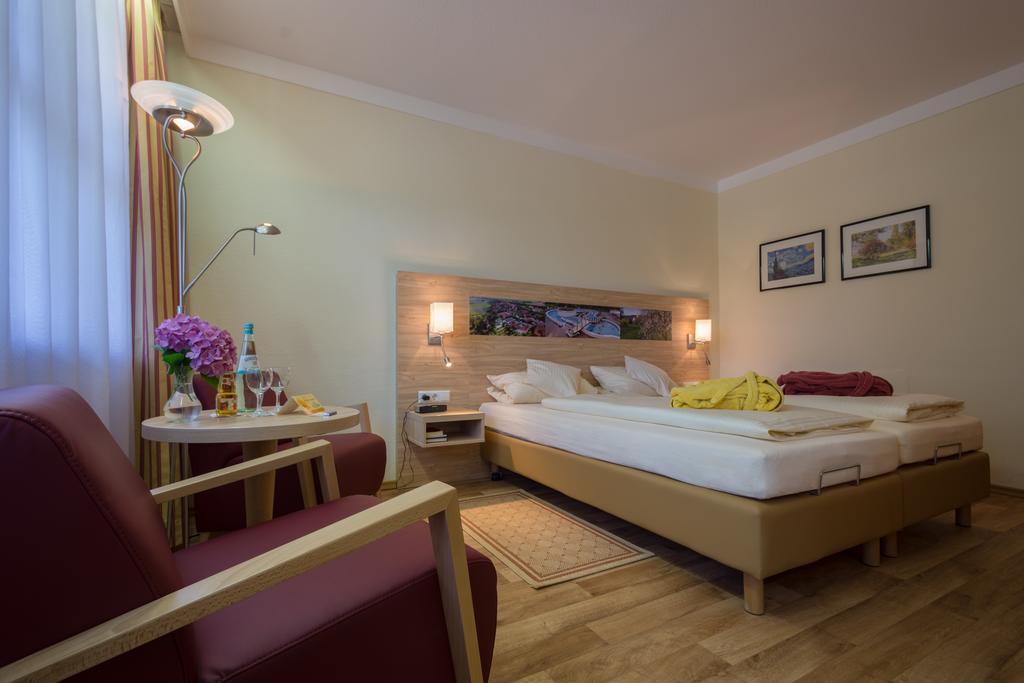 Hotel Quellenhof باد بيرنباخ المظهر الخارجي الصورة
