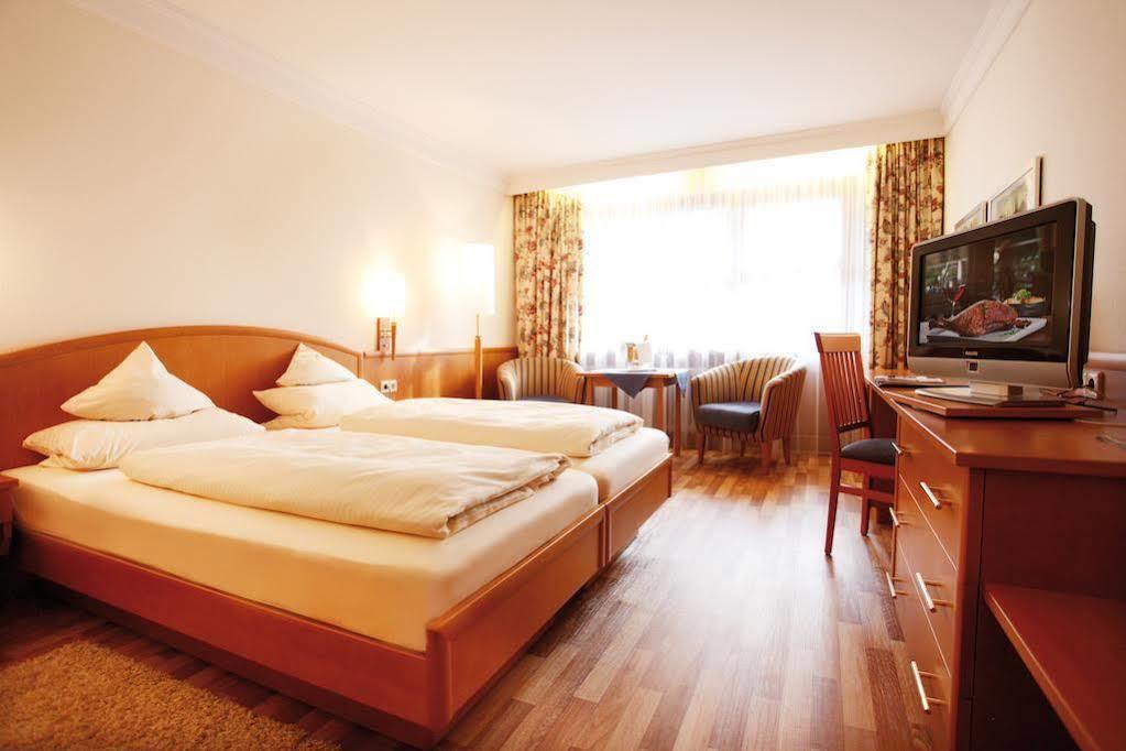 Hotel Quellenhof باد بيرنباخ المظهر الخارجي الصورة